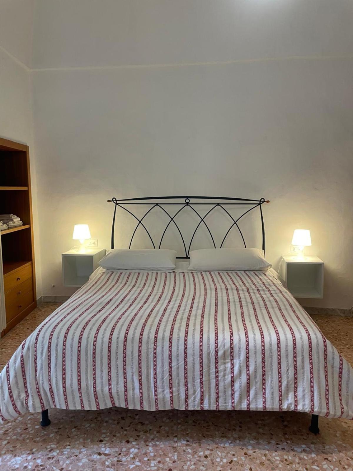 Dimora Vasco 17 Apartment Monopoli Luaran gambar